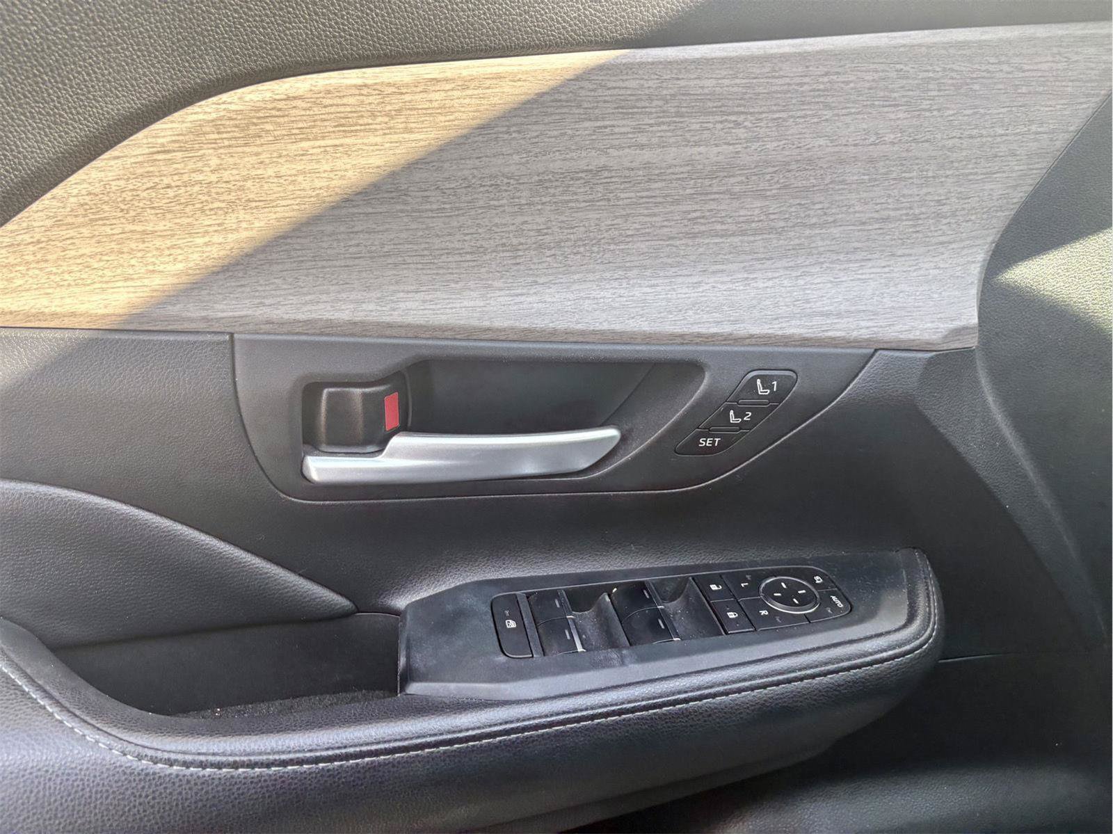 Used 2024 Toyota Grand Highlander FWD image 15