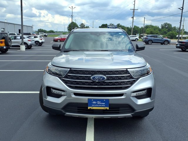 Certified 2024 Ford Explorer XLT w/ Equipment Group 202A AWD/4WD image 8