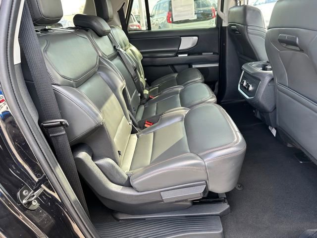 Certified 2025 Ford Expedition Max Active AWD/4WD image 9