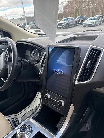 Certified 2023 Ford Edge SEL w/ Convenience Package AWD/4WD image 9