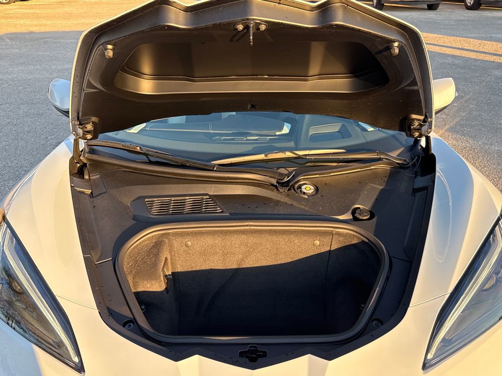 Used 2023 Chevrolet Corvette Stingray Preferred Conv w/ Chrome Exterior Badge Package image 28