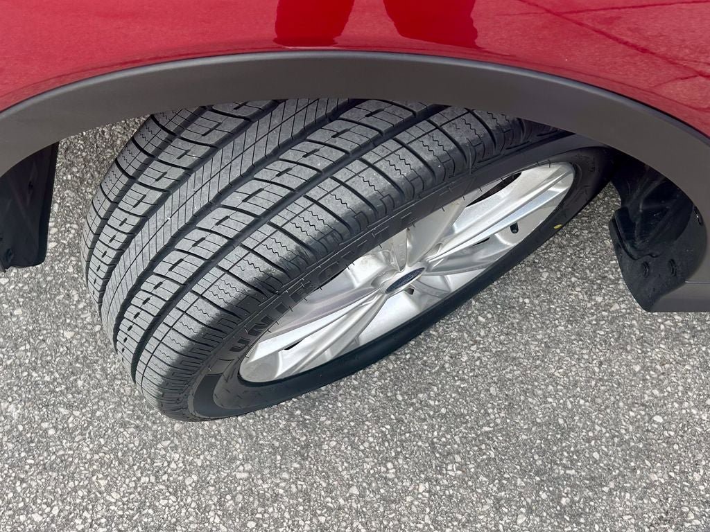 Certified 2019 Ford Escape SE AWD/4WD image 31