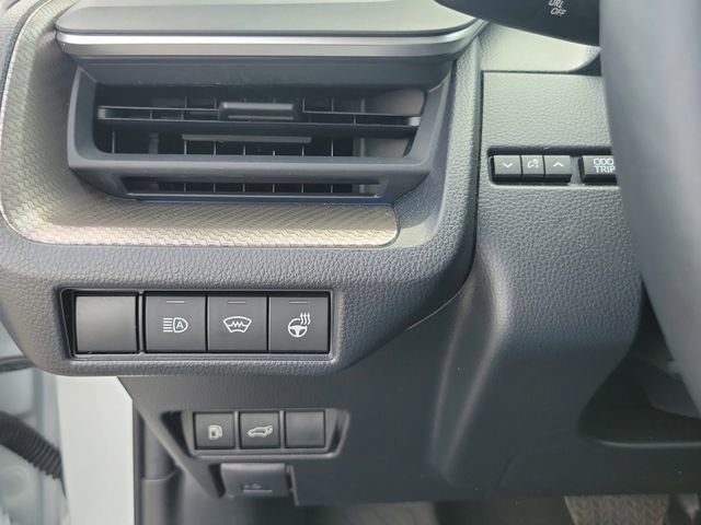 Used 2025 Toyota Prius Limited FWD image 27
