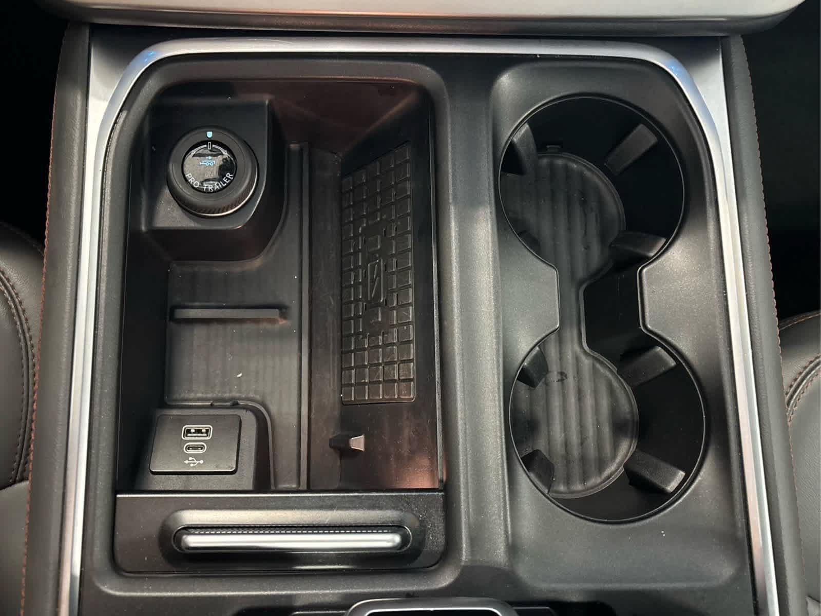 Certified 2025 Ford Expedition Active AWD/4WD image 22