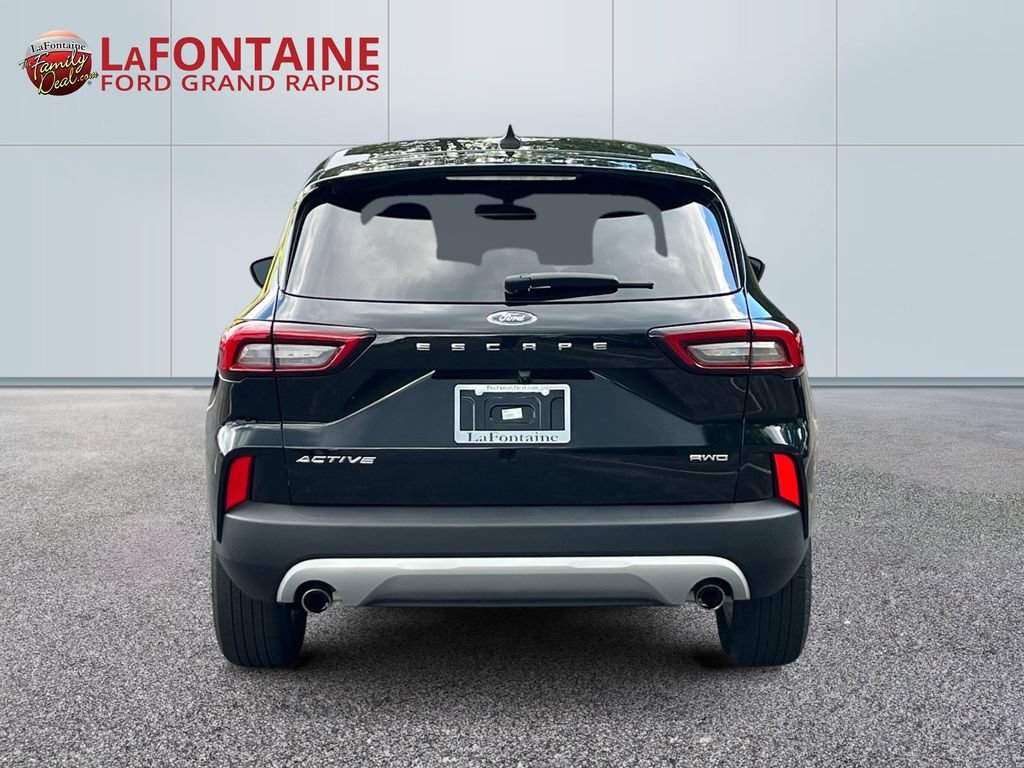 Certified 2023 Ford Escape Active AWD/4WD image 6