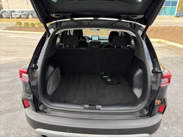Certified 2025 Ford Escape Active w/ Cold Weather Package image 28