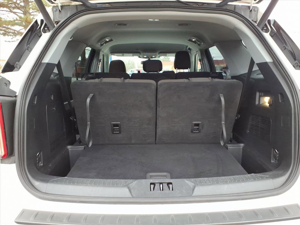 Certified 2023 Ford Explorer XLT w/ Class IV Trailer Tow Package image 10