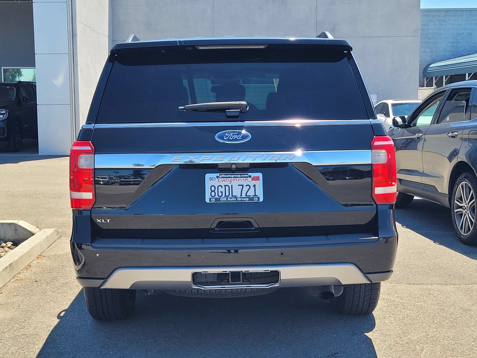 Certified 2018 Ford Expedition XLT w/ Equipment Group 202A RWD image 5