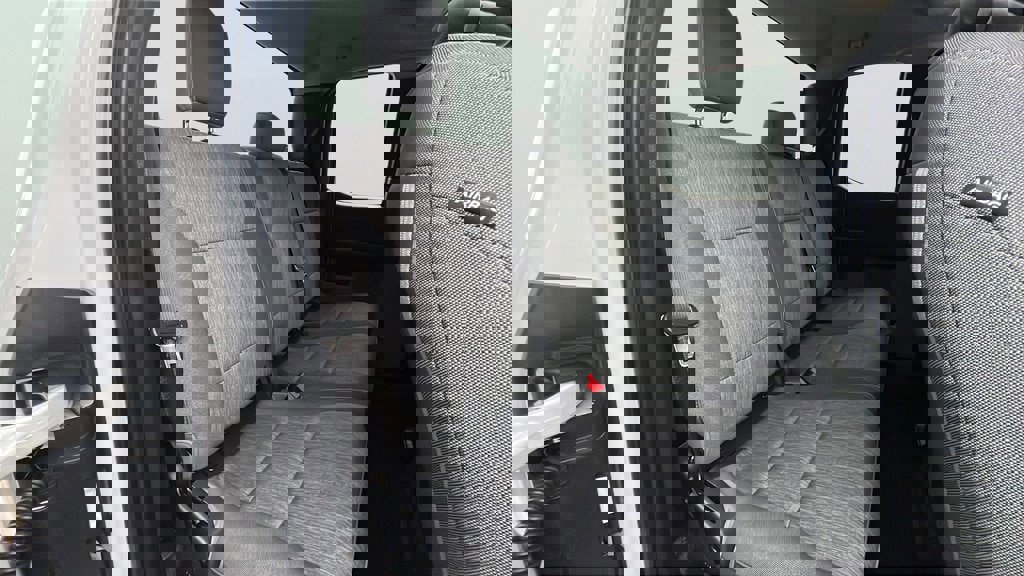 Certified 2023 Ford F250 XL w/ XL Chrome Package image 18