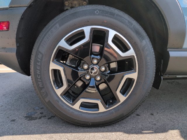 Certified 2022 Ford Bronco Sport Outer Banks AWD/4WD image 12