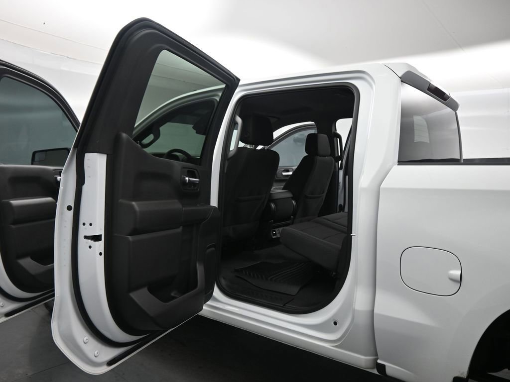 Used 2024 Chevrolet Silverado 1500 Custom Trail Boss w/ LPO, Dark Essentials Package image 46