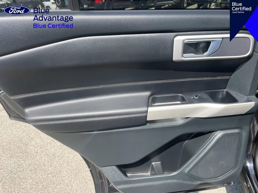 Certified 2023 Ford Explorer XLT RWD image 26