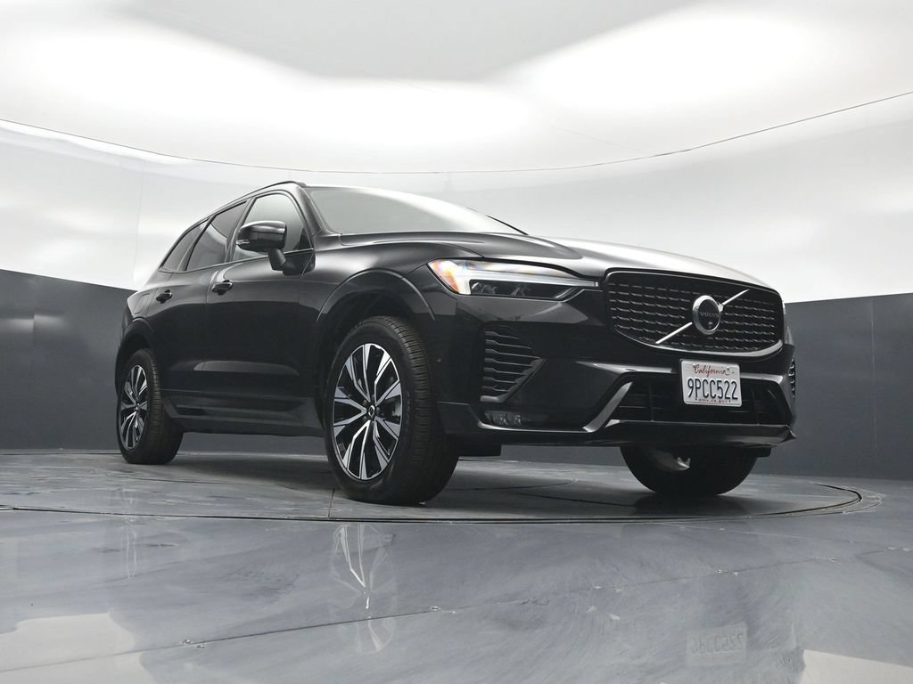 Used 2025 Volvo XC60 B5 Plus AWD/4WD image 48