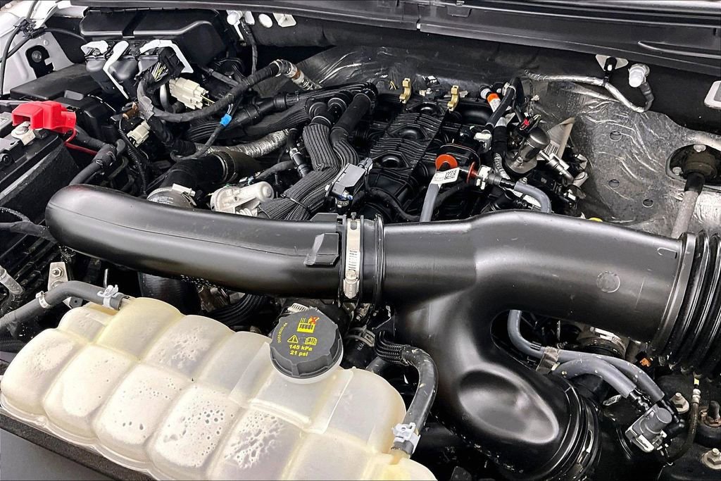 Certified 2024 Ford Expedition Max XLT image 35