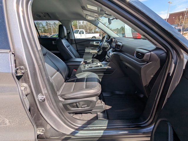 Certified 2023 Ford Explorer XLT w/ Equipment Group 202A image 39