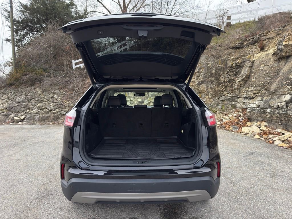 Certified 2022 Ford Edge SEL w/ Convenience Package image 9