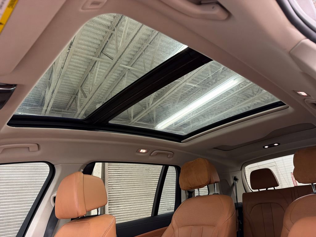 Used 2021 BMW X7 xDrive40i w/ Executive Package AWD/4WD image 10