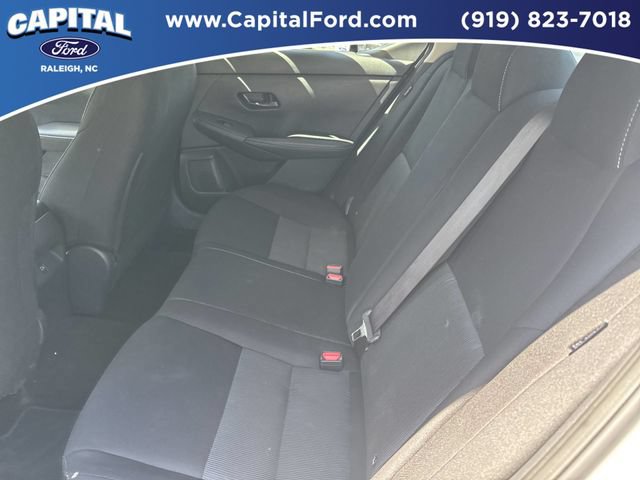 Used 2025 Nissan Sentra SV FWD image 18