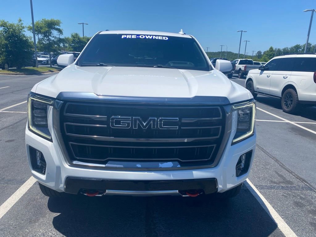 Used 2023 GMC Yukon AT4 w/ Technology Package AWD/4WD image 2
