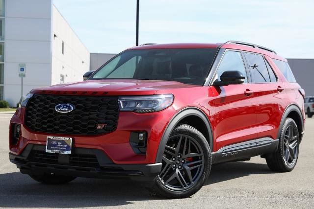 Certified 2025 Ford Explorer ST image 11