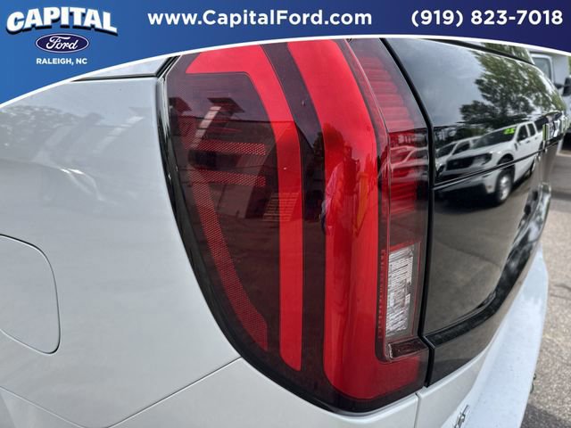 Certified 2025 Ford Expedition Active image 16
