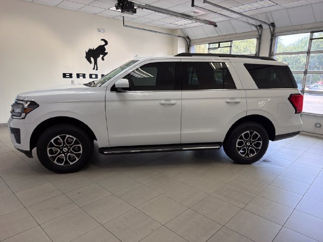 Certified 2022 Ford Expedition XLT AWD/4WD image 4