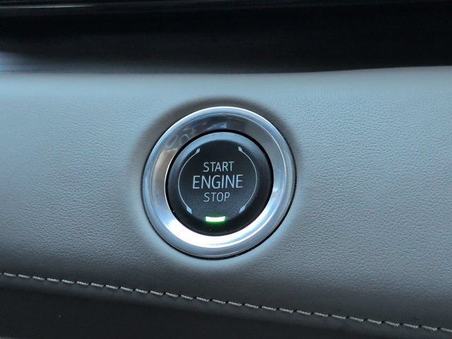 Used 2024 Cadillac Escalade Sport Platinum w/ LPO, ONYX Package AWD/4WD image 33
