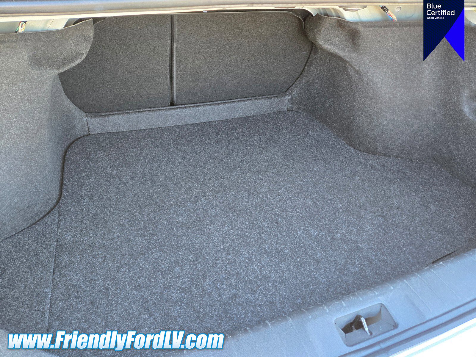 Used 2024 Nissan Sentra SV FWD image 13