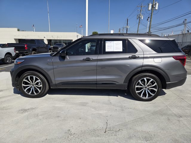 Certified 2023 Ford Explorer ST-Line w/ Class IV Trailer Tow Package image 5