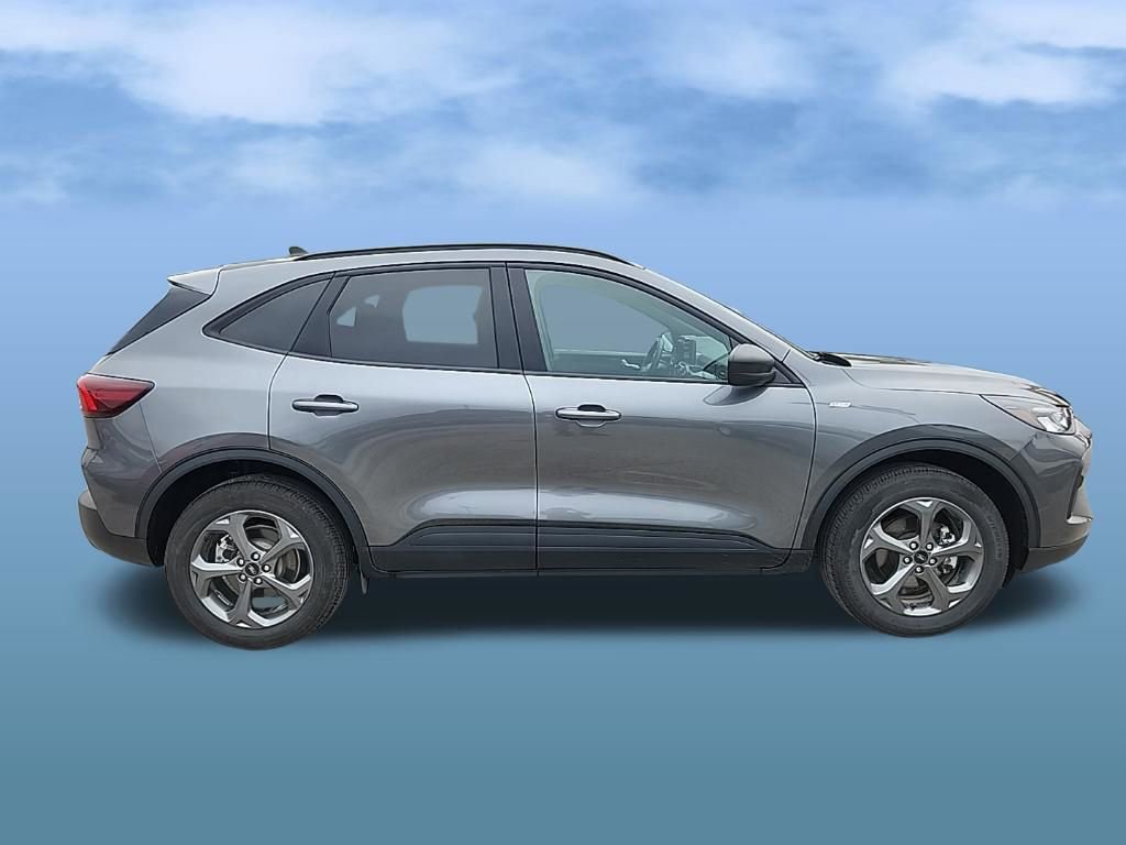 Certified 2025 Ford Escape ST-Line AWD/4WD image 9