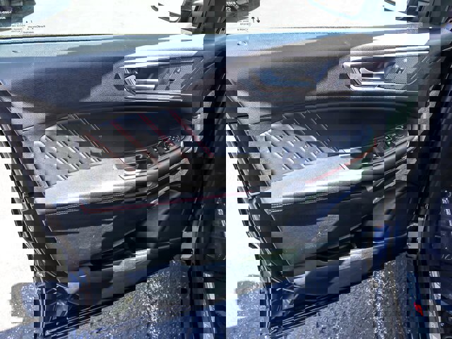 Certified 2023 Ford Edge ST-Line image 21