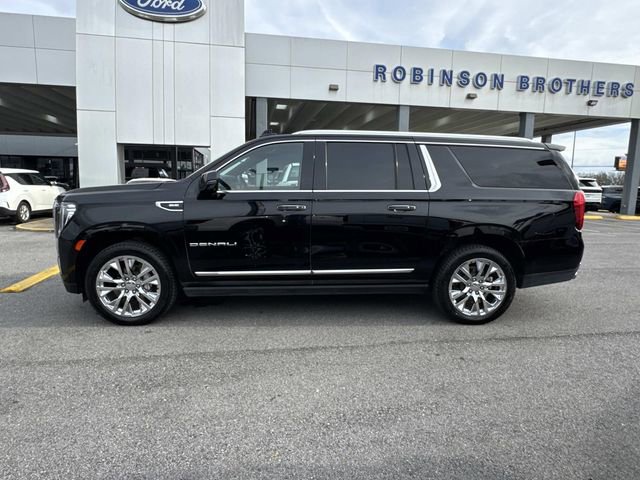 Used 2022 GMC Yukon XL Denali w/ Denali Ultimate Package image 8