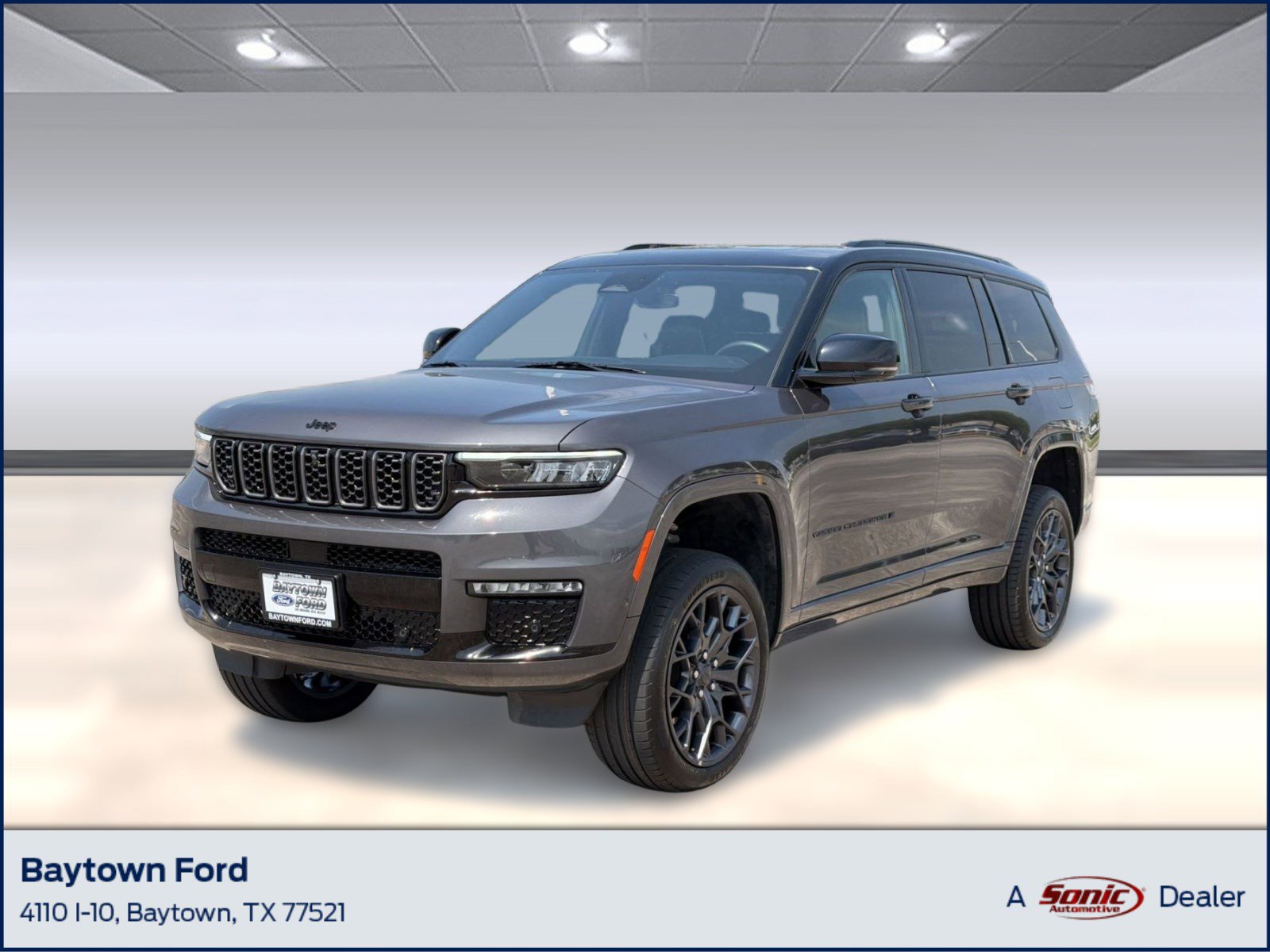 Used 2025 Jeep Grand Cherokee L Summit w/ Obsidian Package