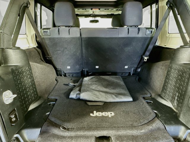 Used 2017 Jeep Wrangler Unlimited Sport w/ Quick Order Package 24S AWD/4WD image 27