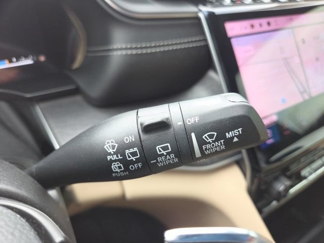 Used 2025 Jeep Grand Cherokee L Limited w/ Black Appearance Package RWD image 44