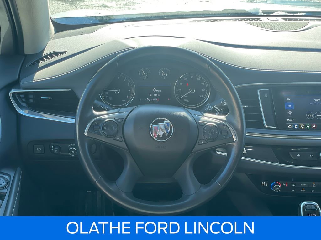 Used 2020 Buick Enclave Essence image 27