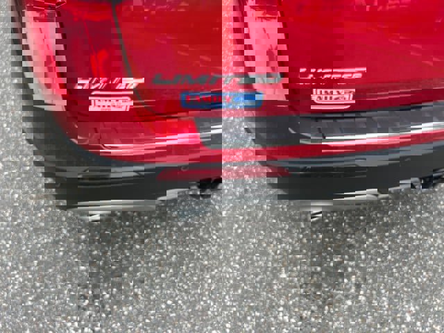 Certified 2022 Ford Explorer Limited w/ Equipment Group 301A image 27