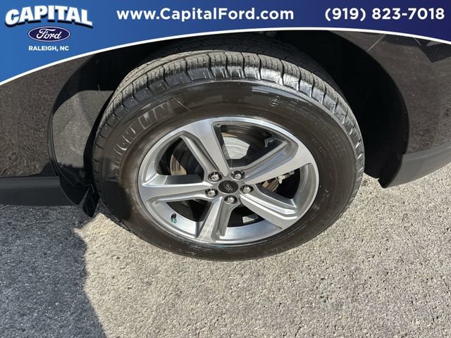 Certified 2024 Ford Edge SEL w/ Convenience Package image 13