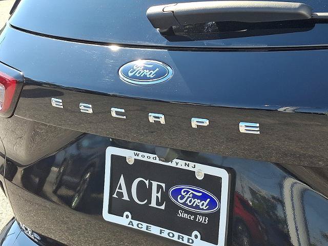 Certified 2023 Ford Escape ST-Line Elite w/ Premium Technology Package AWD/4WD image 31