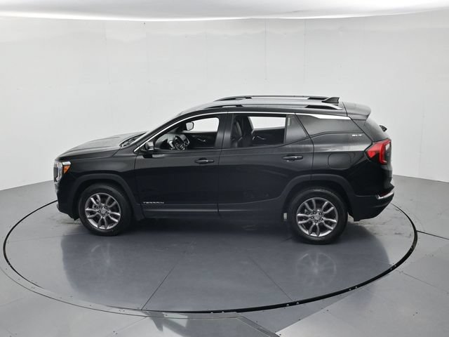 Used 2024 GMC Terrain SLT AWD/4WD image 47