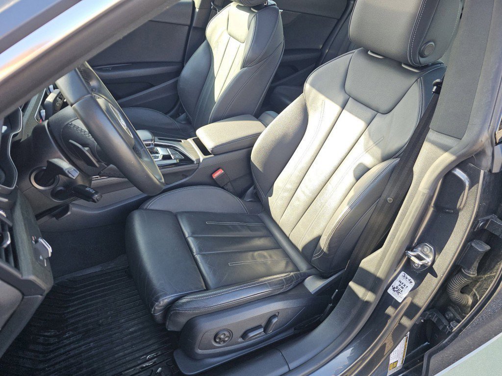 Used 2022 Audi A5 2.0T Premium image 12