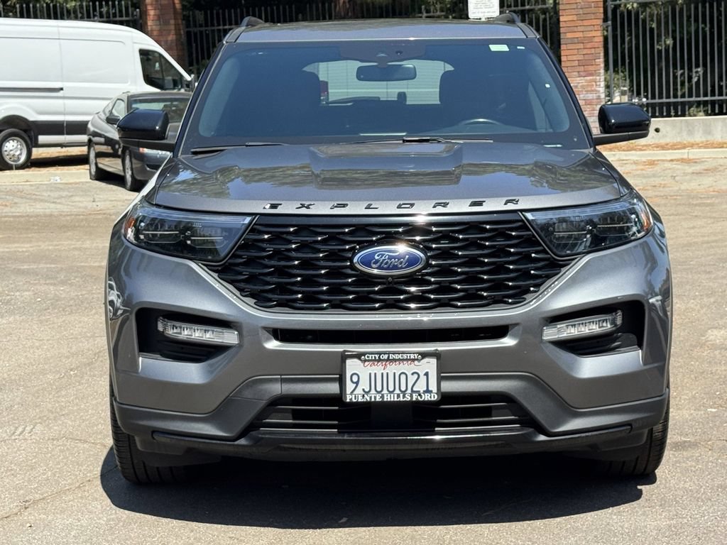 Certified 2023 Ford Explorer ST-Line w/ Class IV Trailer Tow Package RWD image 2