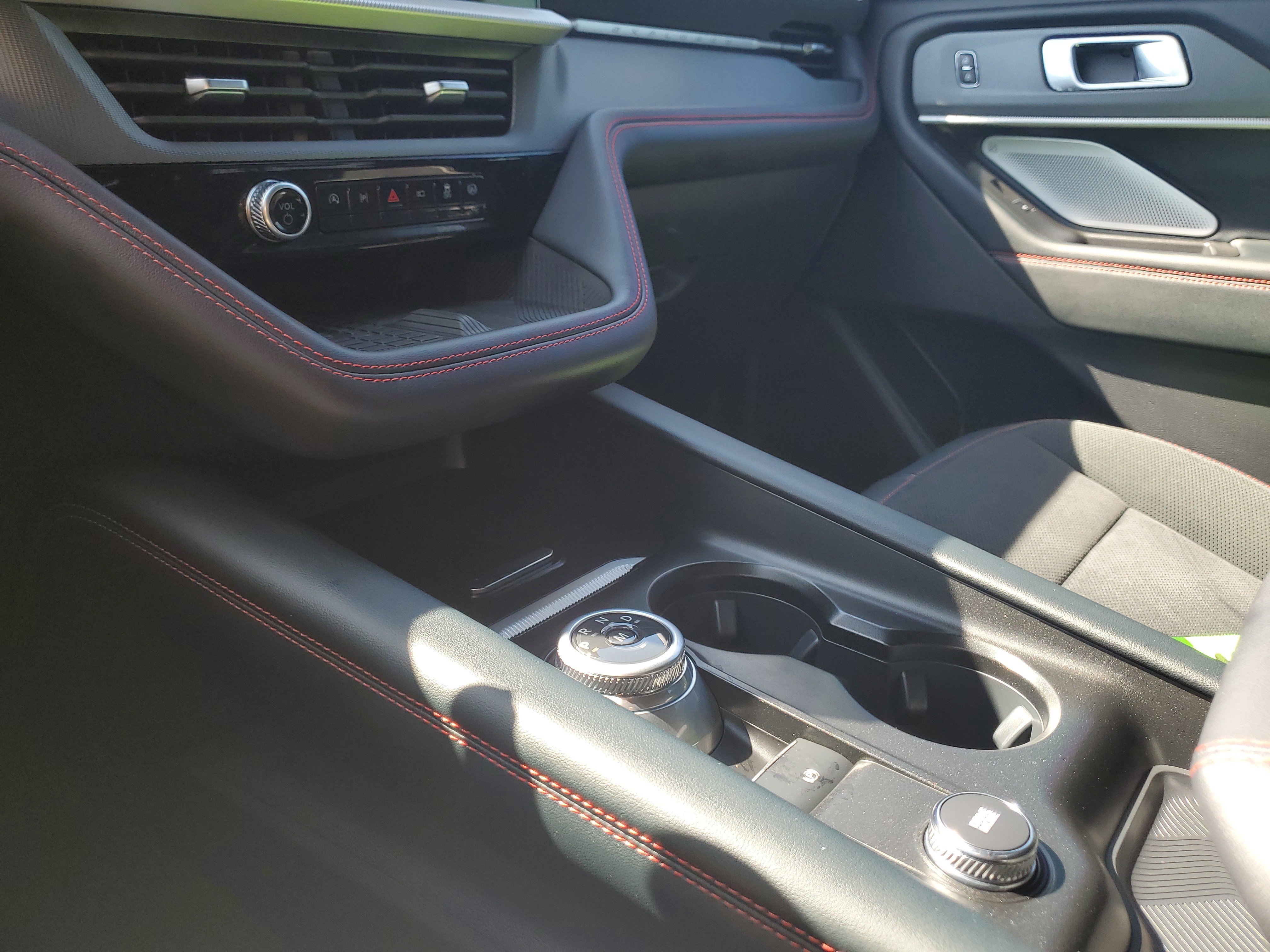 Certified 2025 Ford Explorer ST w/ Sun And Sound Package image 29