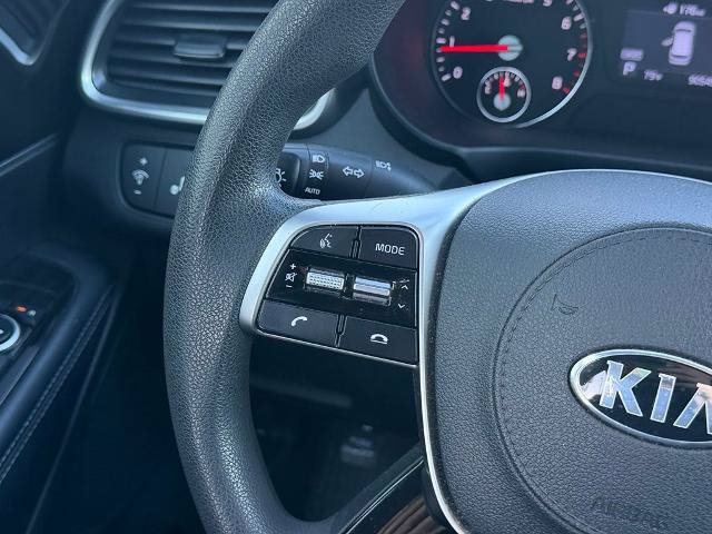 Used 2019 Kia Sorento AWD V6 image 16
