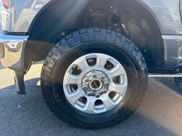 Certified 2024 Ford F250 XLT w/ FX4 Off-Road Package AWD/4WD image 24