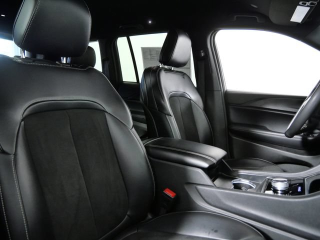 Used 2024 Jeep Grand Cherokee Altitude AWD/4WD image 11