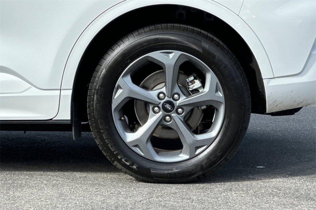 Certified 2023 Ford Escape ST-Line image 23