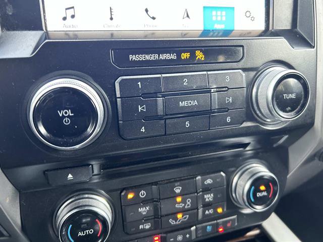 Certified 2018 Ford F150 Lariat w/ Equipment Group 502A Luxury image 32