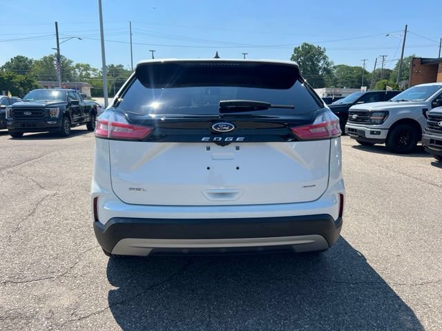 Certified 2024 Ford Edge SEL w/ Convenience Package AWD/4WD image 5