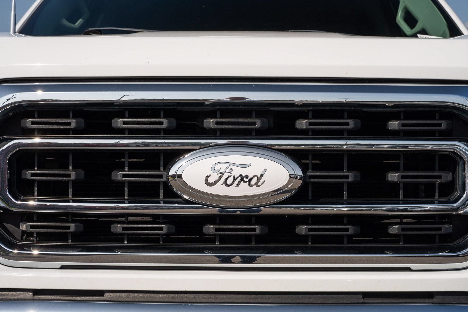 Certified 2021 Ford F150 XLT w/ XTR Package AWD/4WD image 3